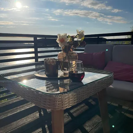 Leirvikneset Panoramic Sea View House 펜션 *